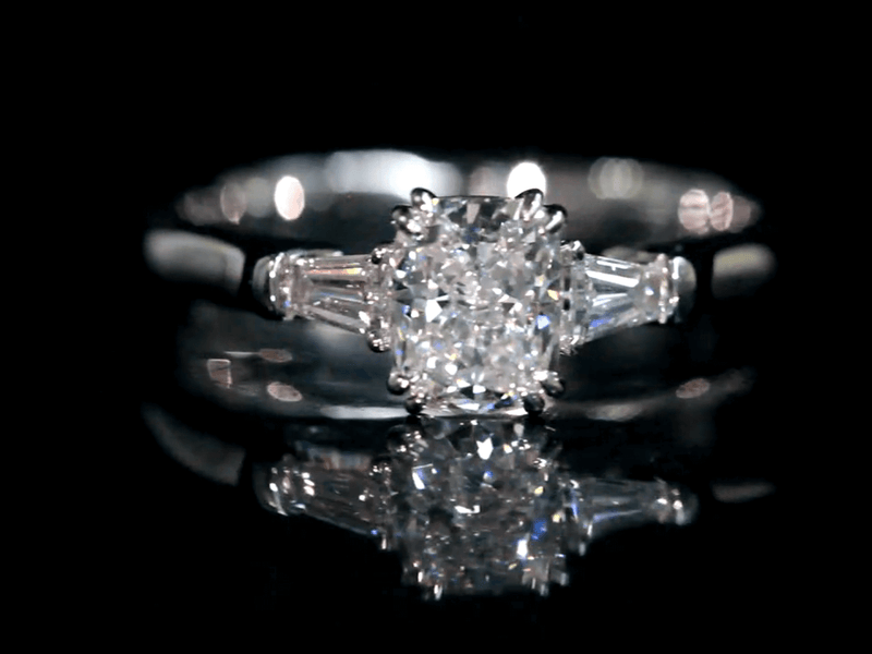 Aureline-Jewelry 0.8 Carat Cushion Cut Lab Diamond Three Stones Ring 18K Gold