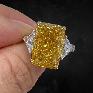 Aureline-Jewelry 10 Carat Fancy Vivid Yellow Radiant Cut Lab Diamond Three Stones Ring