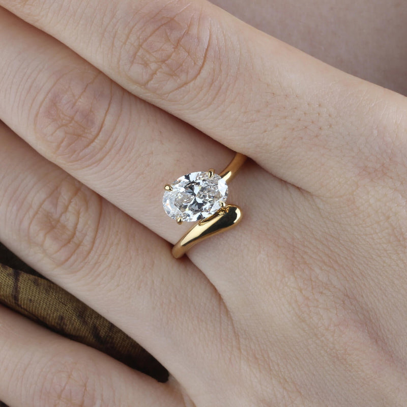 Aureline-Jewelry 2 Carat Oval Lab Diamond Ring 18K Gold
