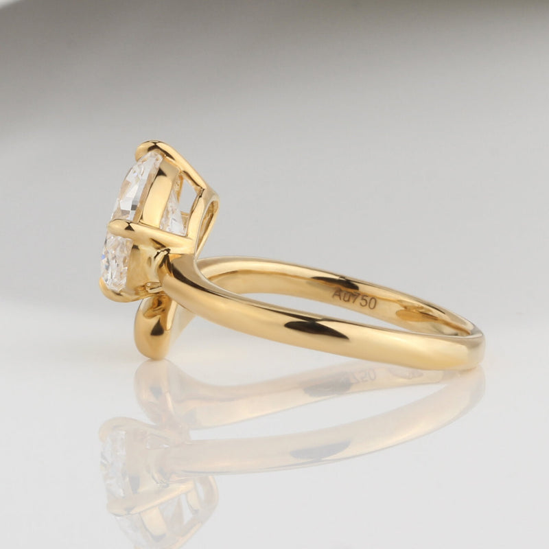 Aureline-Jewelry 2 Carat Oval Lab Diamond Ring 18K Gold