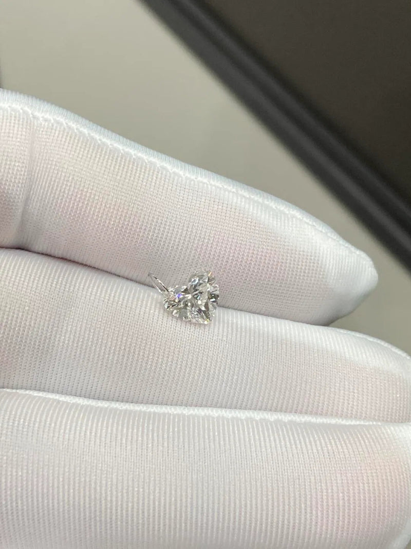Aureline-Jewelry 1 Carat Heart Shape Drilled Lab Grown Diamond Pendant