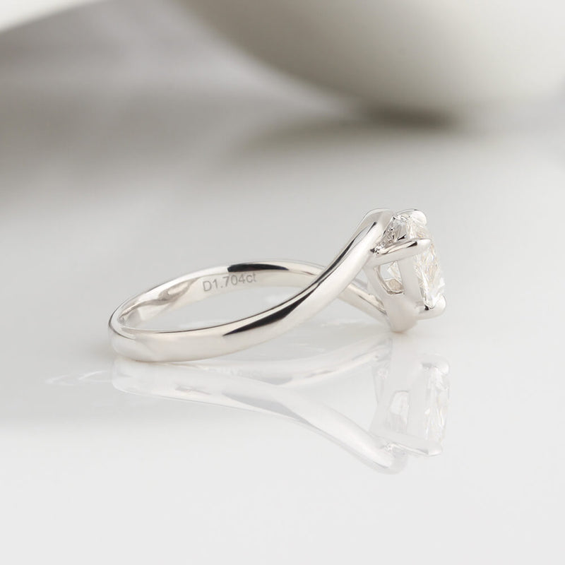 Aureline-Jewelry 1.7 Carat Marquise Lab Diamond Ring 18K Gold